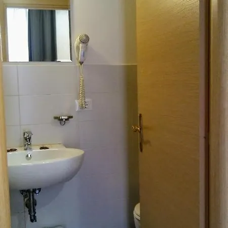 Amoromainn Bed and breakfast *